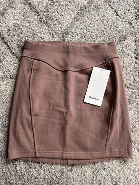 Lululemon Scuba HR mini skirt